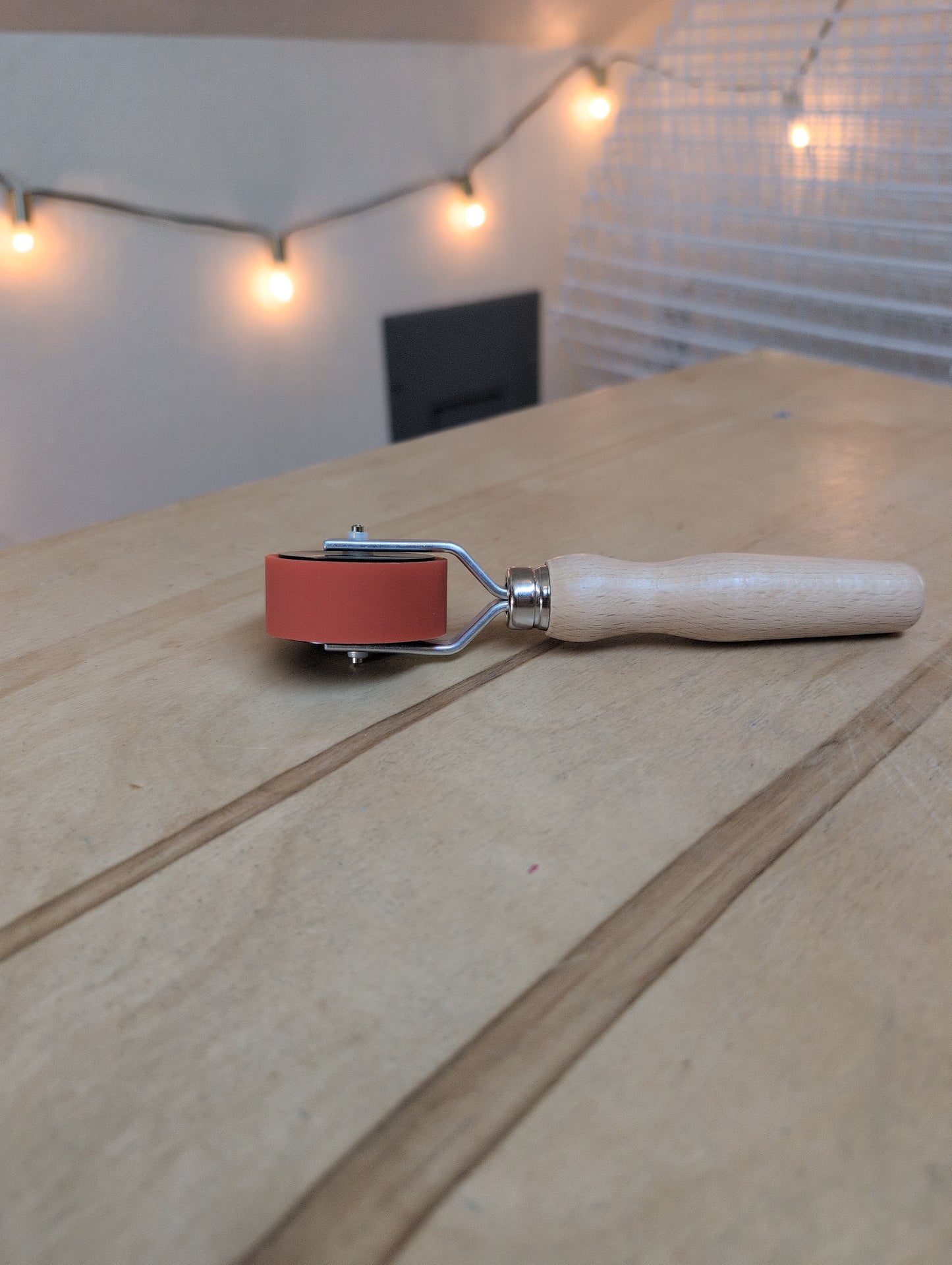 3/4" Specialty Brayer with Wooden Handle - Press Roller
